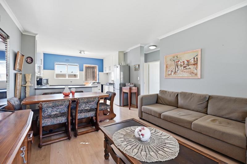 2 Bedroom Property for Sale in Sunningdale Western Cape